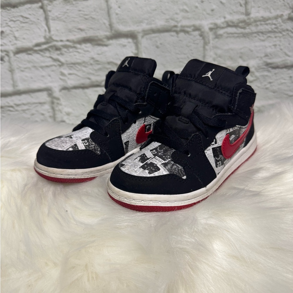 Nike Air Jordan 1 Newspaper Air Times